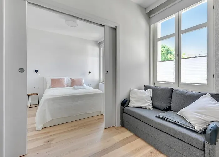 Grand - Orion Nearby Monte Cassino Street Lägenhet